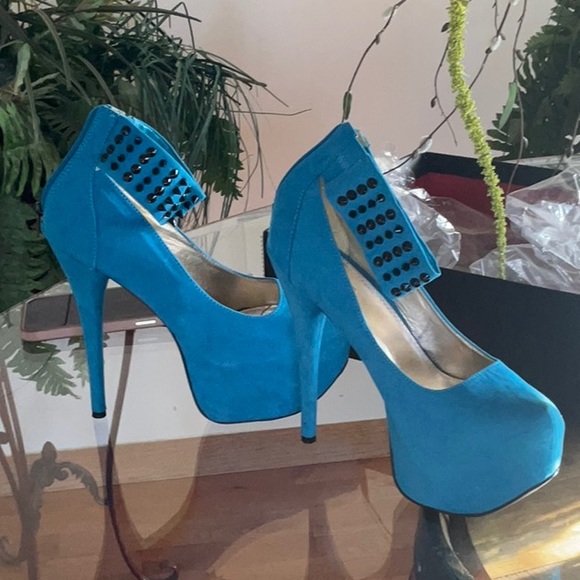 Women Blue size 9 platform heels - Picture 5 of 7